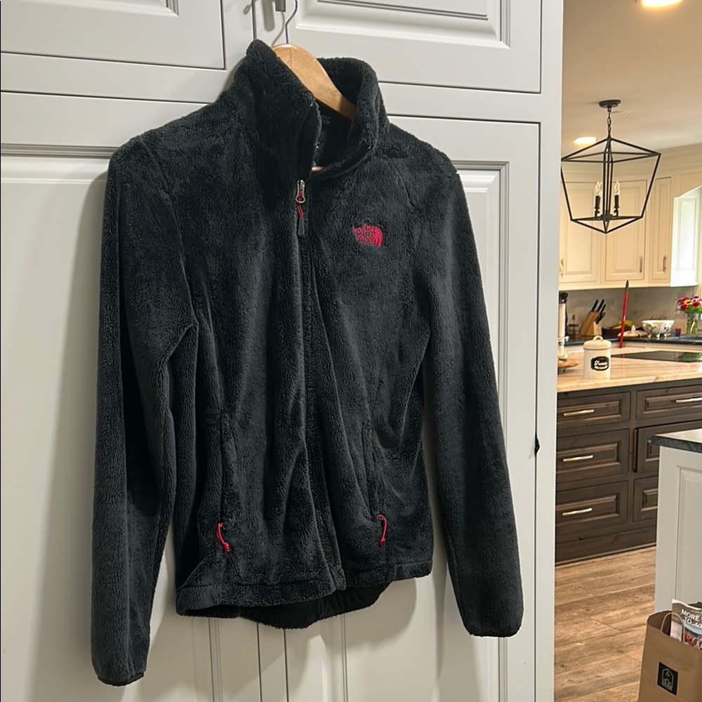 The North Face Women's Black Fleece Jacket
